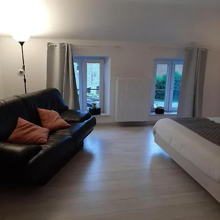 En Pierre Bleue-wifi Et Parking